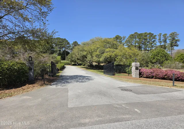 2nd image of 3 Barnes Bluff Dr Se, Southport, NC 28461 | MLS# 100588116