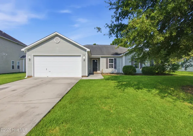 Photo 1 of Single family home for sale at 2820 Walter Dr, New Bern, NC 28562 | MLS# 100596146 | Listing updated on 2026-09-06