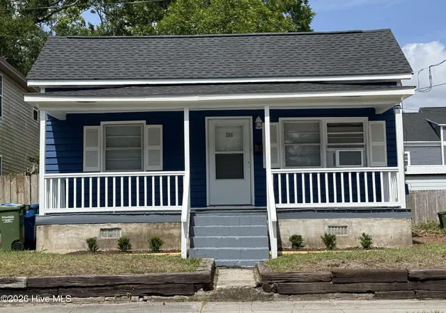 Homes for sale in Wilmington, NC | 208 S 9th St, Wilmington, NC 28401 | MLS# 100582702
