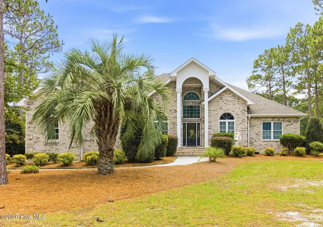 Photo 2 of Single family home for sale at 20 Queens Grant Cir Sw, Shallotte, NC 28470 | MLS# 100563344 | Listing updated on 2026-09-02