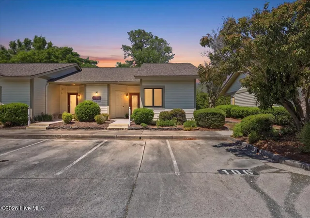 Homes for sale in Wilmington, NC | 131 Longstreet Dr #Apt 106, Wilmington, NC 28412 | MLS# 100587586