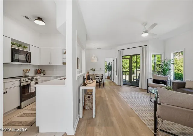 Homes for sale in Wilmington, NC | 131 Longstreet Dr, Wilmington, NC 28412