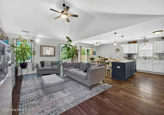 2nd image of 620 Osprey Landing Dr, Holly Ridge, NC 28445 | MLS# 100580713