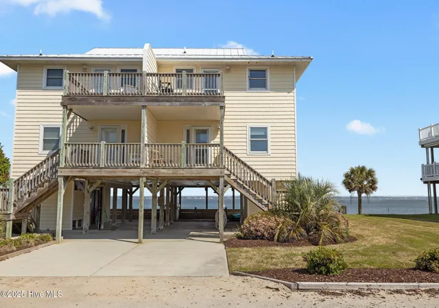 2nd image of 2506 Emerald Dr #E, Emerald Isle, NC 28594 | MLS# 100563008