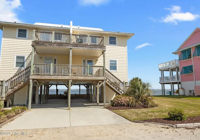 3rd image of 2506 Emerald Dr #E, Emerald Isle, NC 28594 | MLS# 100563008