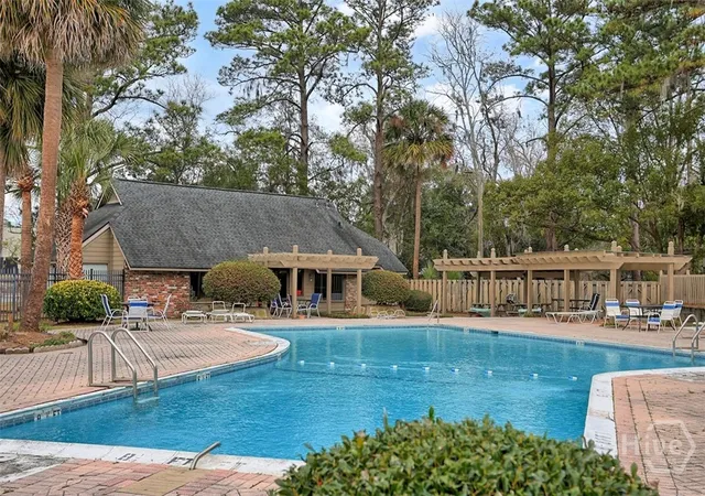2nd image of 459 Mall Blvd, Savannah, GA 31406