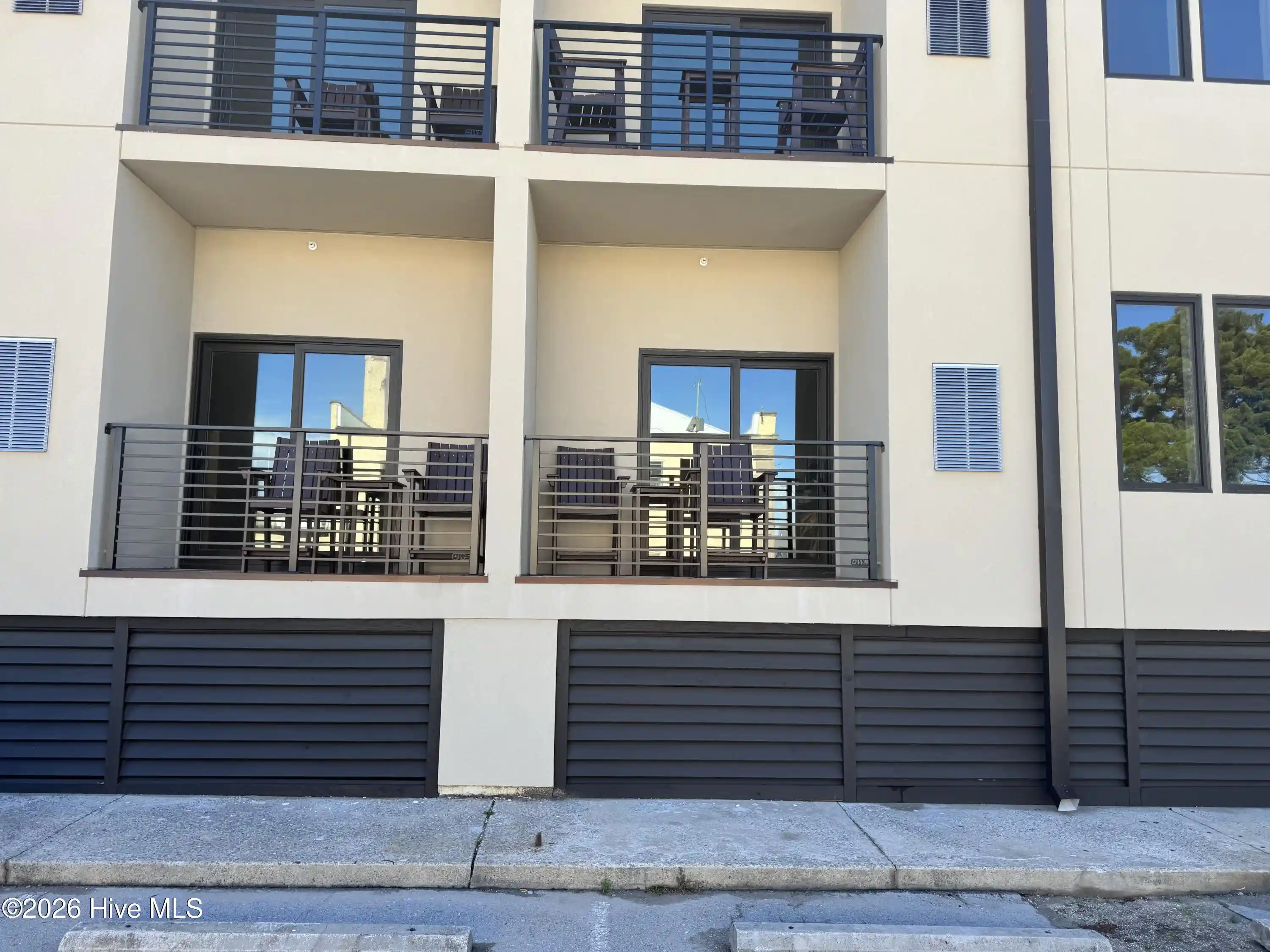 Listing Photo 1 - Condo for sale in 812 Shepard St located at 812 Shepard St, Morehead City, NC 28557 - Unit #331