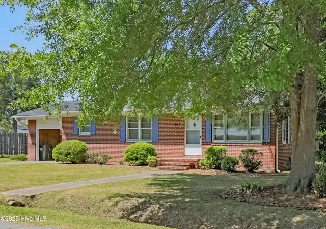 Photo 1 of Single family home for sale at 610 W Church St, Beulaville, NC 28518 | MLS# 100568714 | Listing updated on 2026-09-01