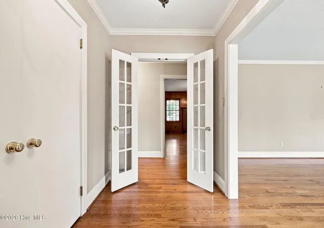 Photo 4 of Single family home for sale at 1909 York St, Kinston, NC 28504 | MLS# 100591024 | Listing updated on 2026-08-18