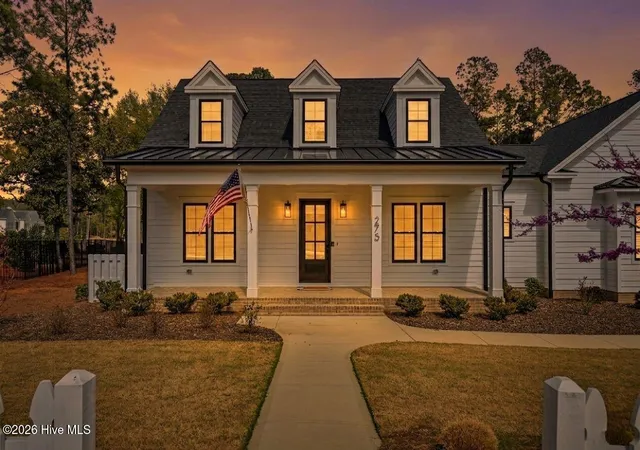 Photo 2 of Single family home for sale at 275 Hollycrest Dr, Pinehurst, NC 28374 | MLS# 100564010 | Listing updated on 2026-08-18