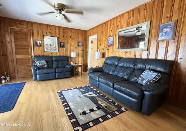 Homes for sale in Lake Waccamaw, NC | 2522 Bella Coola Rd, Lake Waccamaw, NC 28450 | MLS# 100588003