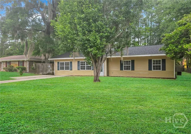 Homes for sale in Hinesville, GA | 514 Heritage Dr, Hinesville, GA 31313 | MLS# SA354835