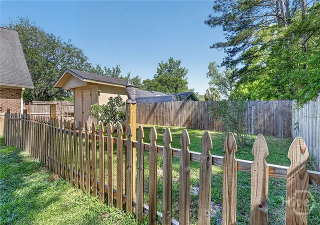 Homes for sale in Bloomingdale, GA | 8 Douglas Ct, Bloomingdale, GA 31302 | MLS# SA354065