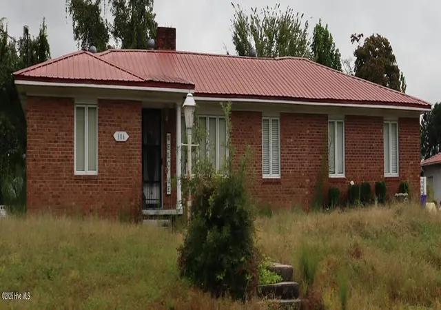 Photo 1 of Single family home for sale at 306 Greenfield Blvd, Greenville, NC 27834 | MLS# 100544104 | Listing updated on 2026-08-26
