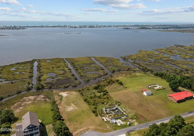 2nd image of 110 Sea Level Ln, N Topsail Beach, NC 28460 | MLS# 100559859