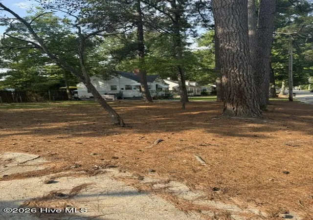Photo 3 of Single family home for sale at 1111 Grove St N, Wilson, NC 27893 | MLS# 100584909 | Listing updated on 2026-08-18