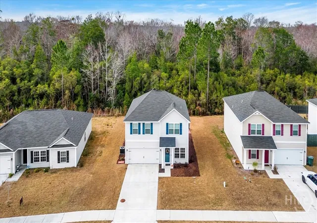 Homes for sale in Hinesville, GA | 276 Bright Leaf Circle, Hinesville, GA 31313 | MLS# SA349612