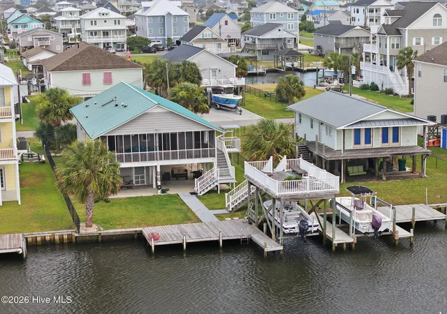 3rd image of 1023 1St St, Surf City, NC 28445 | MLS# 100584283