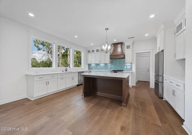Photo 4 of Single family home for sale at 2 Innisbrook Pl, Pinehurst, NC 28374 | MLS# 100581850 | Listing updated on 2026-08-18