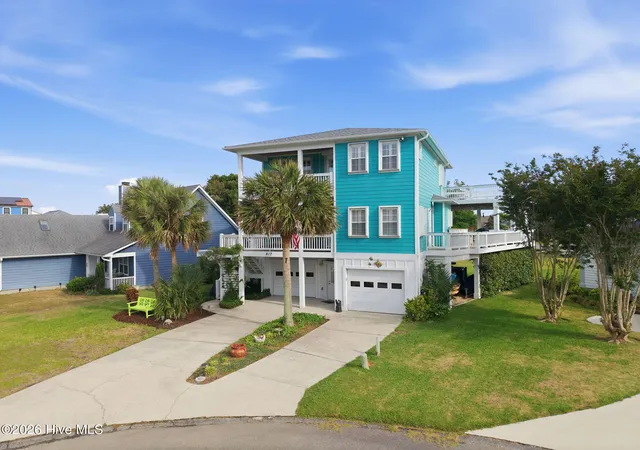Photo 3 of Single family home for sale at 817 Ketch Ct, Kure Beach, NC 28449 | MLS# 100571116 | Listing updated on 2026-08-18