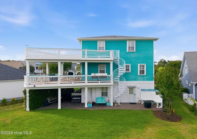 Photo 3 of Single family home for sale at 817 Ketch Ct, Kure Beach, NC 28449 | MLS# 100571116 | Listing updated on 2026-08-18