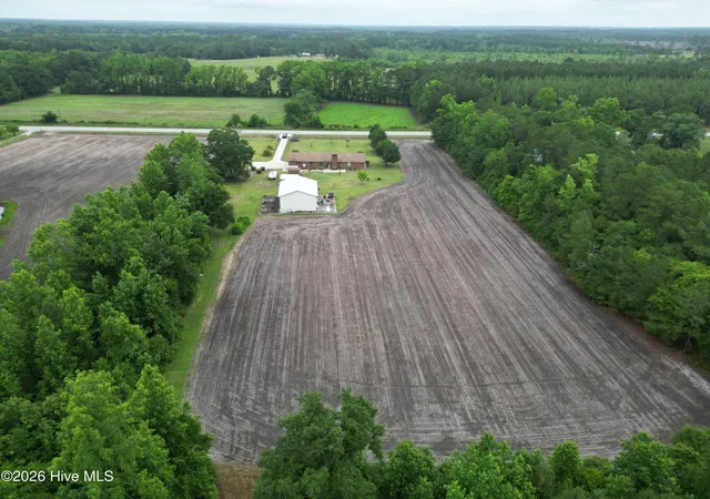 Photo 3 of Single family home for sale at 12155 Carolina 41, Bladenboro, NC 28320 | MLS# 100575169 | Listing updated on 2026-08-18