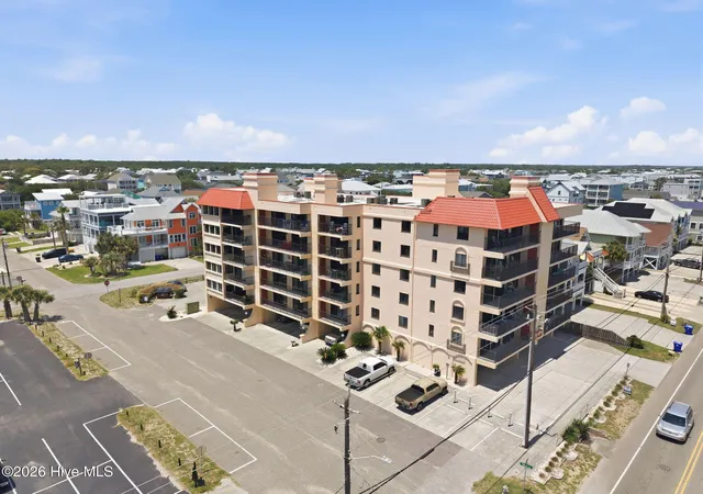 2nd image of 1518 S Lake Park Blvd, Carolina Beach, NC 28428