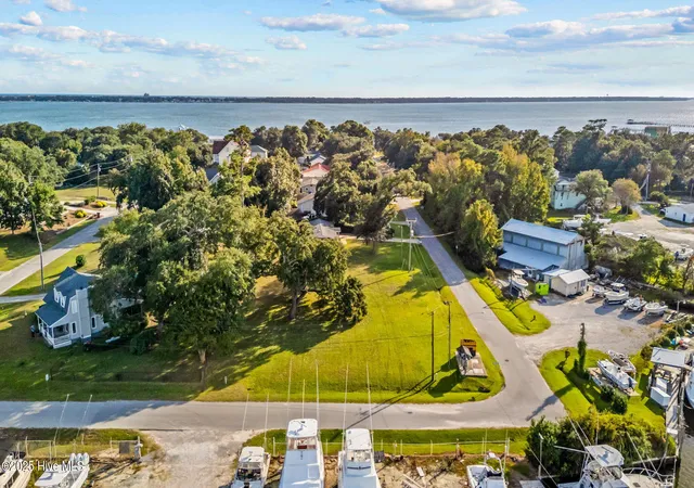 Photo 1 of Land for sale at 201 Pensacola Ave, Morehead City, NC 28557 | MLS# 100537640 | Listing updated on 2026-03-02