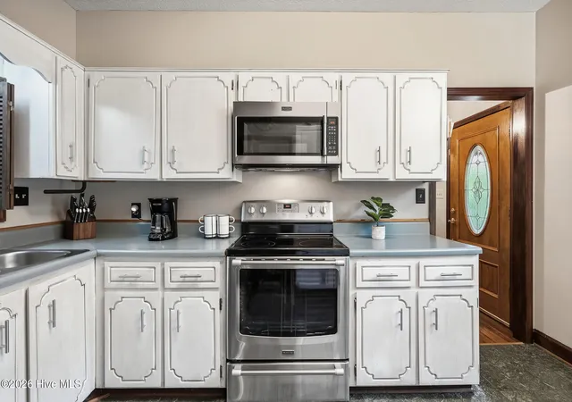 Photo 4 of Single family home for sale at 8 Foxhil Dr, North Augusta, SC 29860 | MLS# 100579014 | Listing updated on 2026-09-16