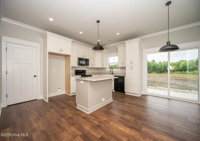 Photo 2 of Single family home for sale at 350 Sharber Ln, Elizabeth City, NC 27909 | MLS# 100571986 | Listing updated on 2026-09-29