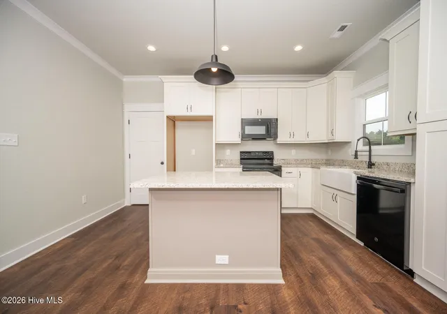 Photo 3 of Single family home for sale at 350 Sharber Ln, Elizabeth City, NC 27909 | MLS# 100571986 | Listing updated on 2026-09-29