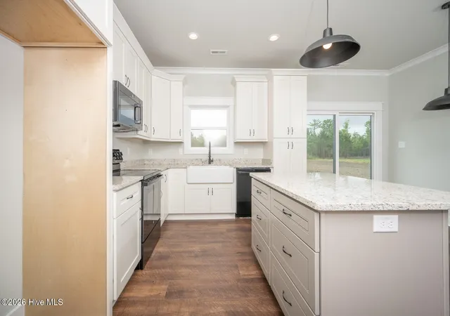 Photo 3 of Single family home for sale at 350 Sharber Ln, Elizabeth City, NC 27909 | MLS# 100571986 | Listing updated on 2026-09-29