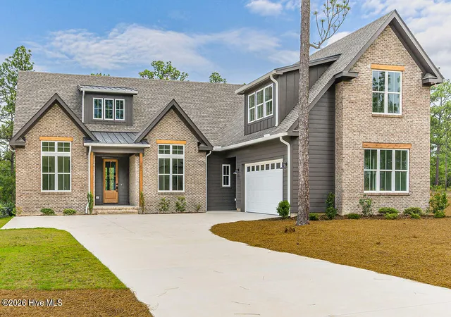 Homes for sale in Seven Lakes, NC | 150 Sugar Sand Ln, Seven Lakes, NC 27376 | MLS# 100586230