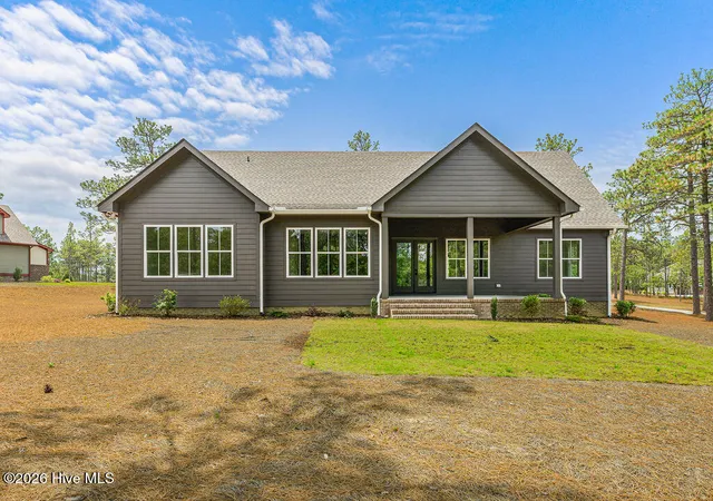 Homes for sale in Seven Lakes, NC | 150 Sugar Sand Ln, Seven Lakes, NC 27376 | MLS# 100586230