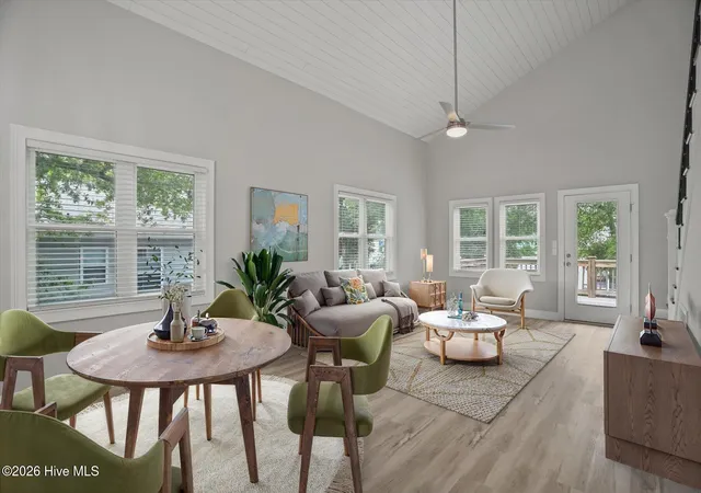 Homes for sale in Oak Island, NC | 105 Sw 11Th St, Oak Island, NC 28465 | MLS# 100570706