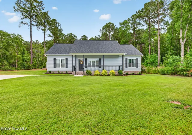 Homes for sale in Washington, NC | 4717 Virginia Dare Dr, Washington, NC 27889 | MLS# 100583768