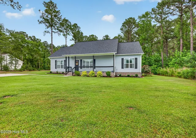 Homes for sale in Washington, NC | 4717 Virginia Dare Dr, Washington, NC 27889 | MLS# 100583768