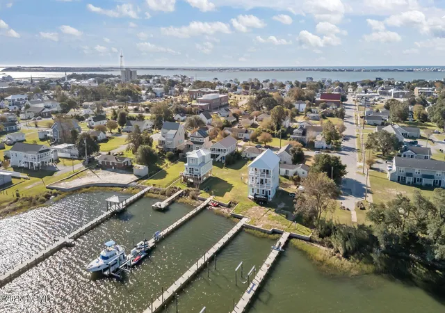 13th image of 1208 Avery St, Morehead City, NC 28557 | MLS# 100538317