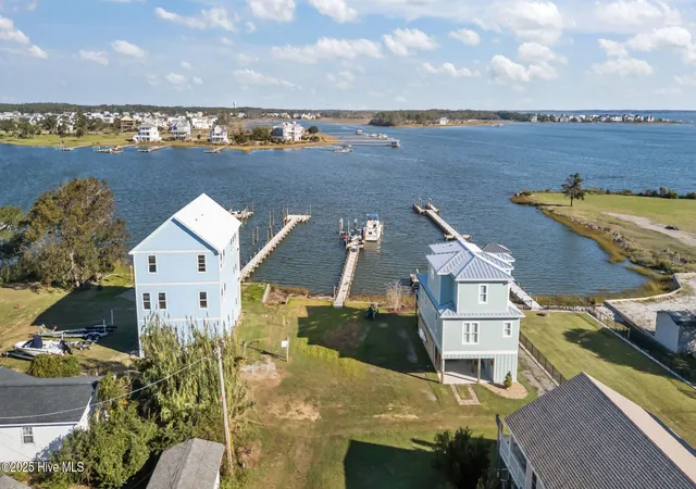 2nd image of 1208 Avery St, Morehead City, NC 28557 | MLS# 100538317