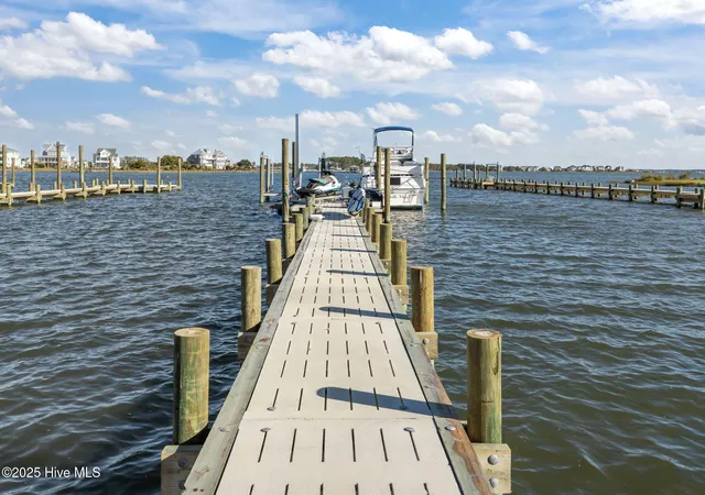 3rd image of 1208 Avery St, Morehead City, NC 28557 | MLS# 100538317