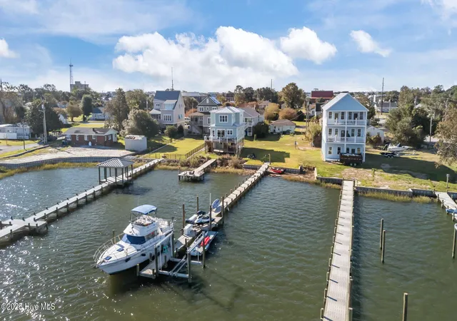 5th image of 1208 Avery St, Morehead City, NC 28557 | MLS# 100538317