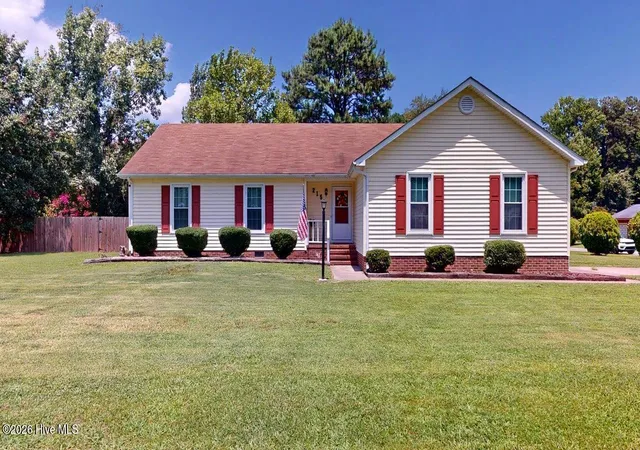 Homes for sale in Goldsboro, NC | 215 Wyatt Dr, Goldsboro, NC 27534 | MLS# 100587995