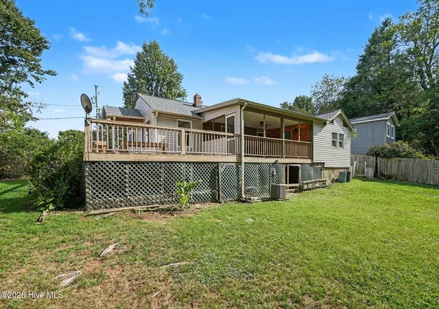 Photo 5 of Single family home for sale at 169 Montview Cir, Brevard, NC 28712 | MLS# 100599692 | Listing updated on 2026-09-05