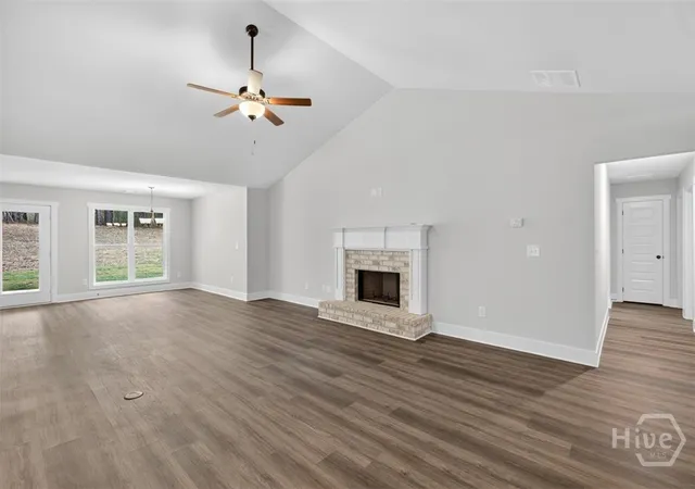 Photo 3 of Single family home for sale at 412 Seashell Ct #15, Statham, GA 30666 | MLS# CL362868 | Listing updated on 2026-08-18