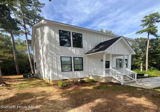 2nd image of 1528 Chateau Ln, Rocky Mount, NC 27803 | MLS# 100568844