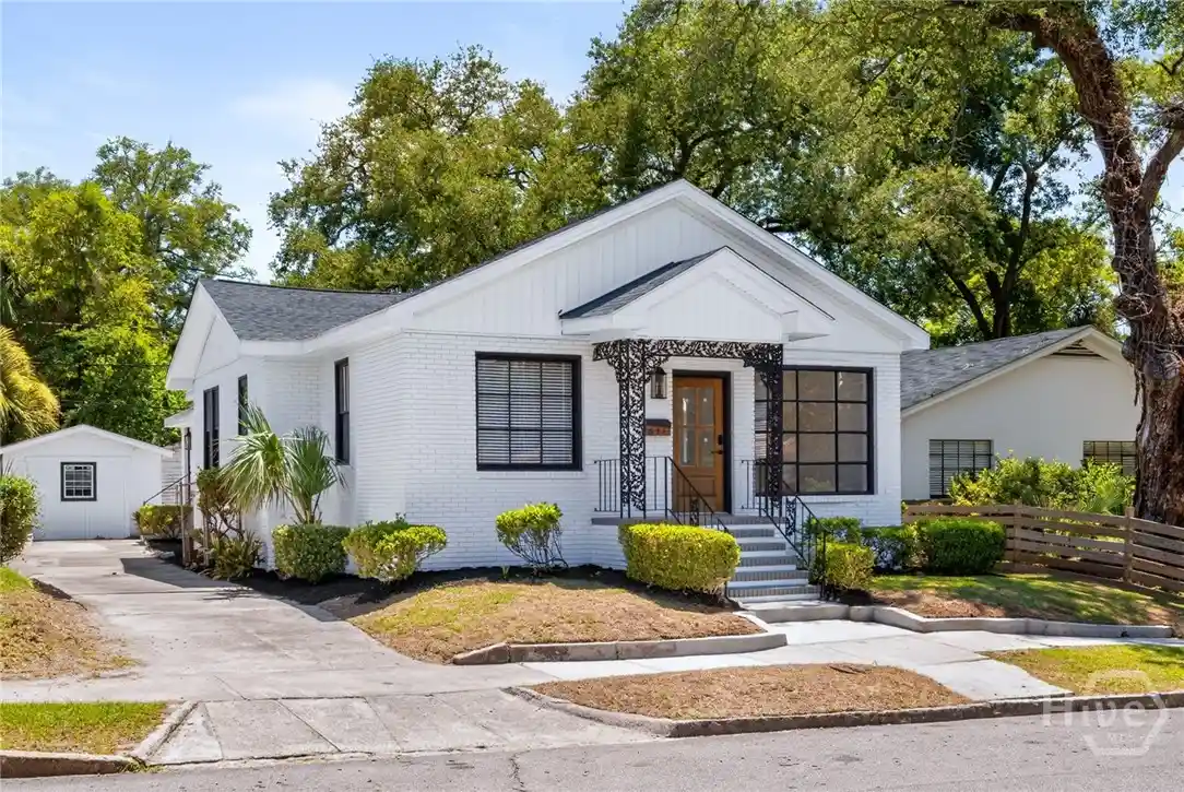 Photo 1 of Single family home for sale at 631 W 45th Street, Savannah, GA 31405 | MLS# SA359665 | Listing updated on 2026-09-23