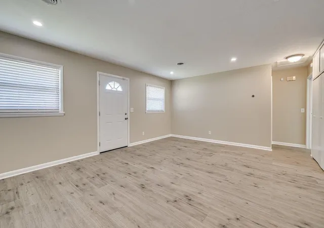 Photo 3 of Single family home for sale at 2085 Hillsinger Rd, Augusta, GA 30904 | MLS# 100596230 | Listing updated on 2026-08-18