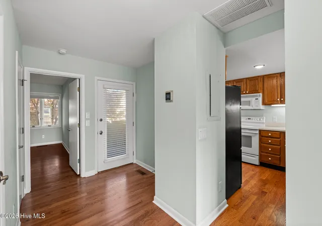 Photo 3 of Townhouse for sale at 115 Egret Ct, Hampstead, NC 28443 | MLS# 100585707 | Listing updated on 2026-08-18
