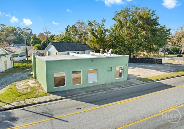 Homes for sale in Savannah, GA | 2203 Skidaway Rd, Savannah, GA 31404 | MLS# SA343522