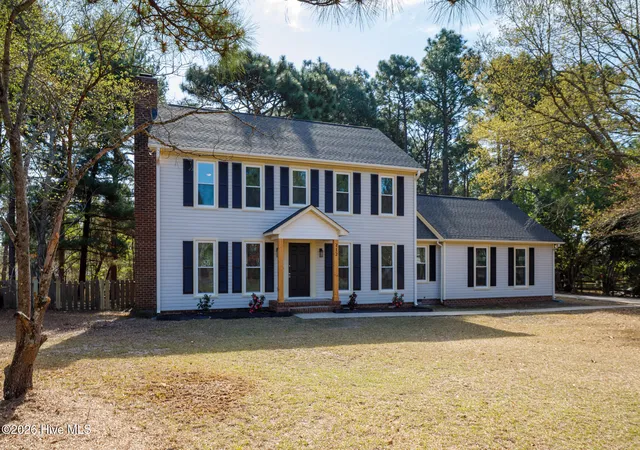 Photo 1 of Single family home for sale at 312 Edinboro Dr, Southern Pines, NC 28387 | MLS# 100562140 | Listing updated on 2026-08-25